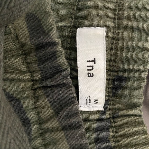 TNA Cargo Pants size M - Picture 3 of 8